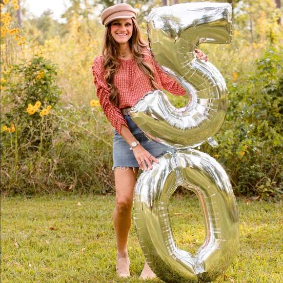 Meet your Posher, Melissa - Picture 5 of 5